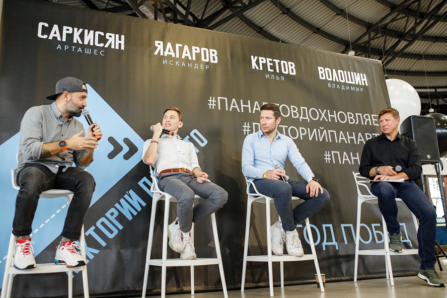 Public Talk "Год Побед"